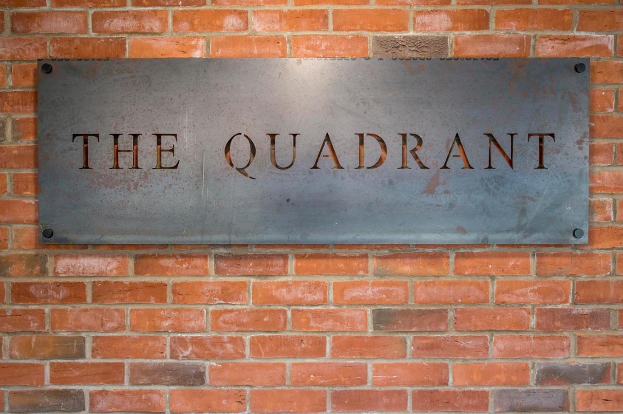 The Quadrant - The Carillon Suite 约克 外观 照片